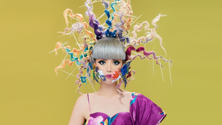 Jessica Minh Anh tham gia quảng bá phát triển bền vững và năng lượng tái tạo