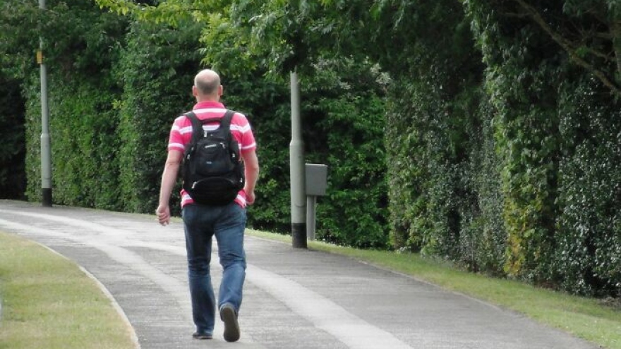 Người đàn ông đi bộ 450km để giải toả sau khi cãi nhau với vợ