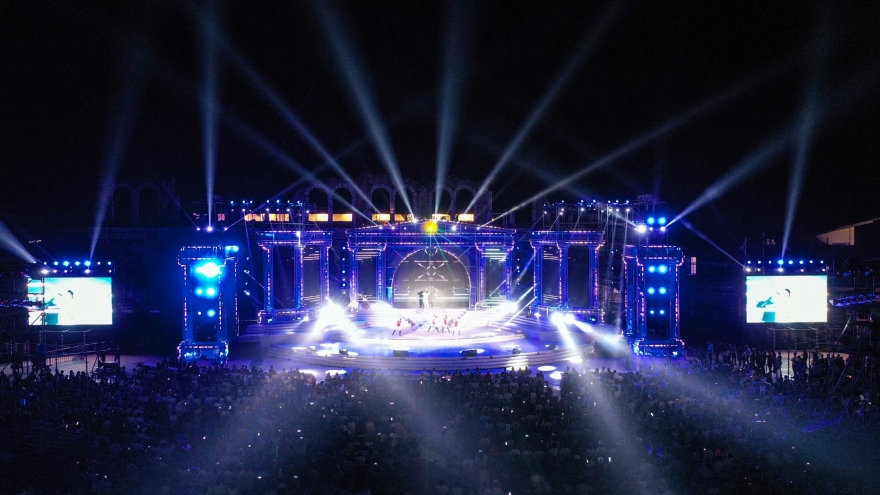 New Year Countdown 2021 Nam Phú Quốc không gian nghệ thuật đẳng cấp xứng tầm đỉnh cao