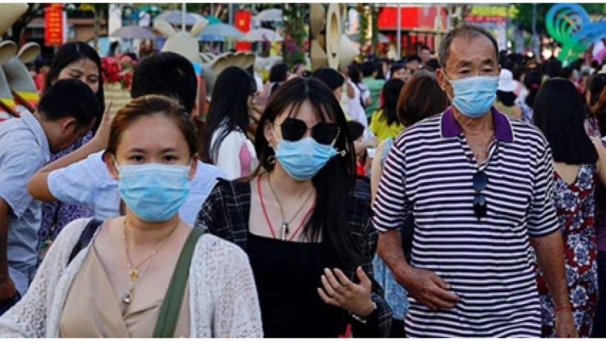 Phòng tránh dịch nơi công cộng: Chớ thấy bình an mà chủ quan