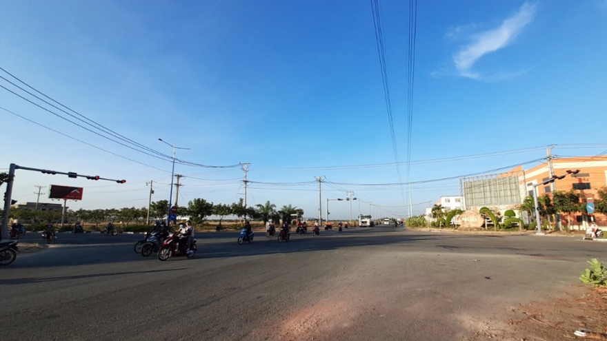 Sau phản ánh của VOV, “ngã tư tử thần” ở Bình Dương đã có đèn giao thông