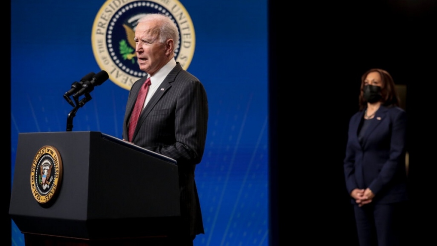 Châu Âu muốn “tự lực cánh sinh”, Biden gặp khó khi đối phó với Nga - Trung