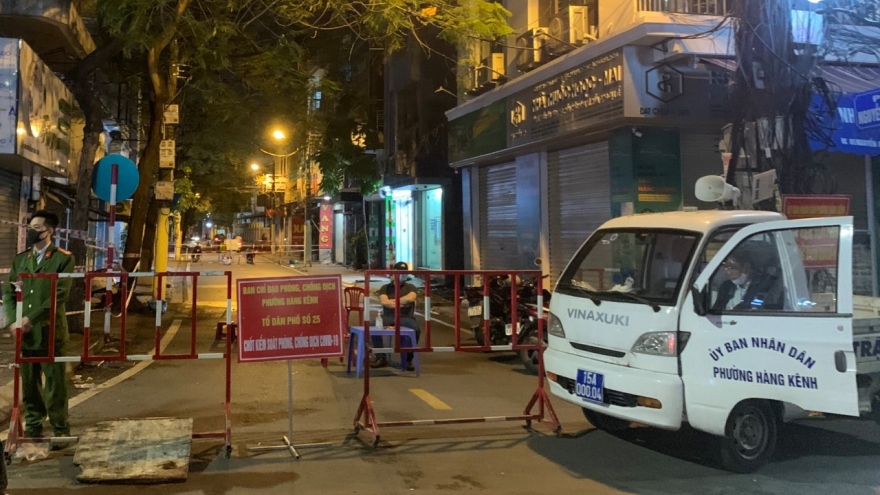 Các mẫu xét nghiệm liên quan đến 2 ca dương tính tại Australia đã âm tính lần 1