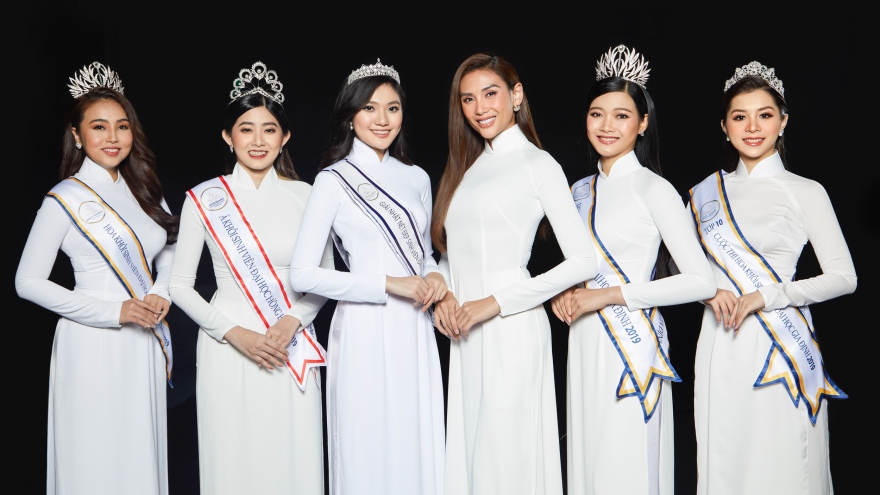 Siêu mẫu Võ Hoàng Yến mặc áo dài trắng thướt tha như nữ sinh trong bộ ảnh mới