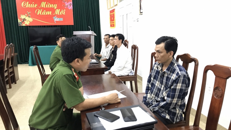 Phá tụ điểm cá độ bóng đá hàng chục tỷ đồng