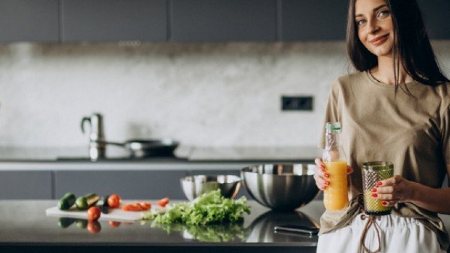 8 loại vitamin và khoáng chất thiết yếu cho phụ nữ sau tuổi 40