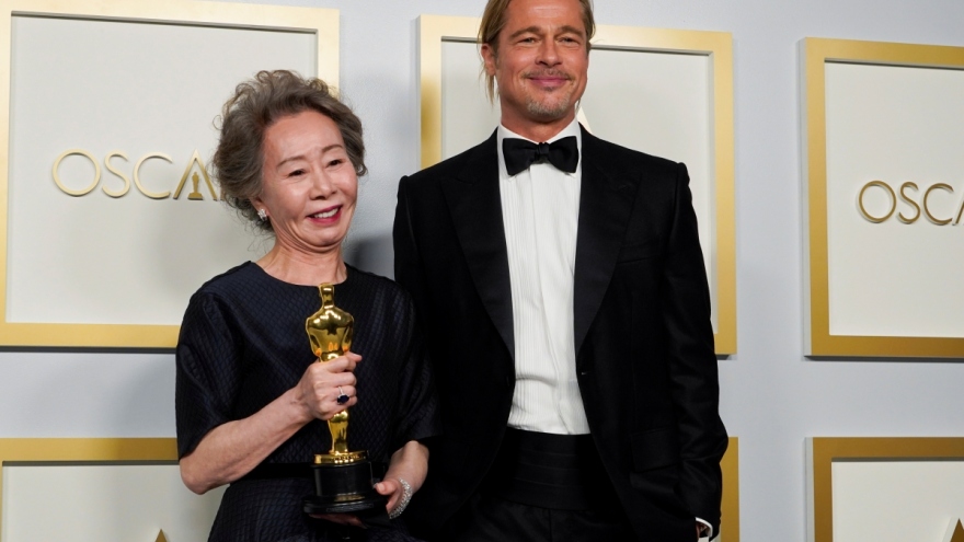Đoạt giải Oscar, nữ diễn viên Youn Yuh-jung mở ra lịch sử mới cho điện ảnh Hàn Quốc