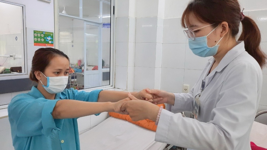 Cứu thành công nữ bệnh nhân 25 tuổi bị tắc mạch máu não