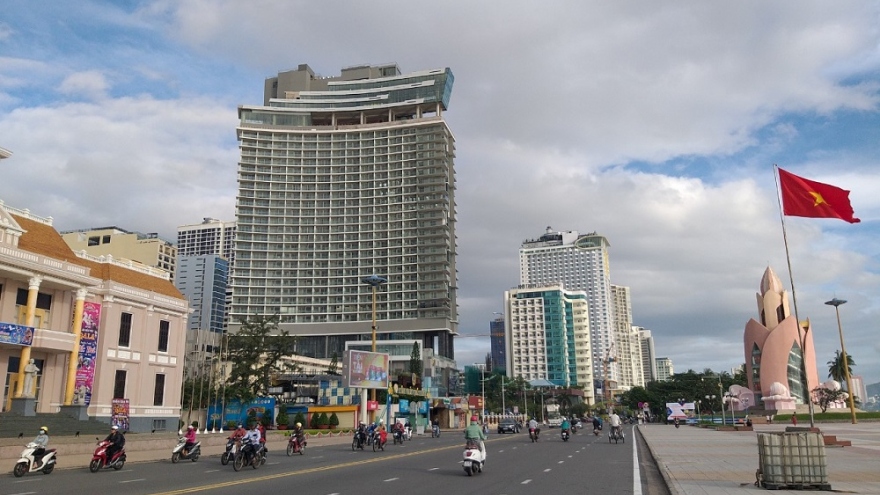 Khánh Hòa ngăn chặn đà suy giảm kinh tế