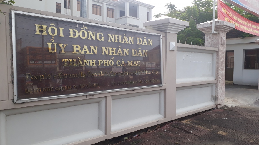 Cà Mau thu hồi 13 danh hiệu chiến sĩ thi đua cơ sở