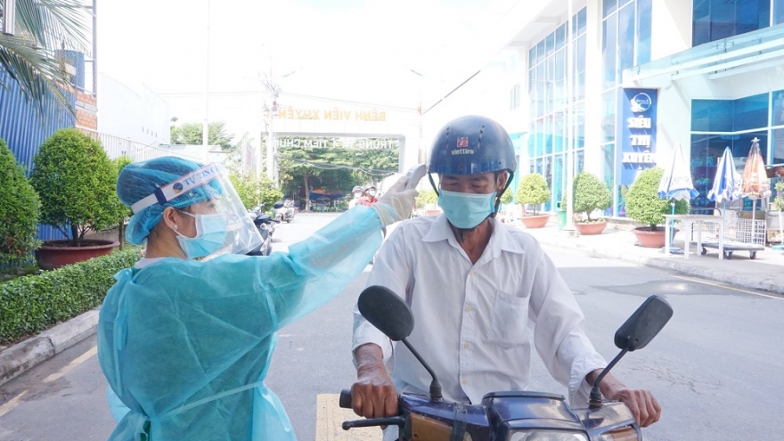 Một F1 ở Đồng Tháp về Vĩnh Long sinh con, Bệnh viện Đa khoa Vĩnh Long gặp khó