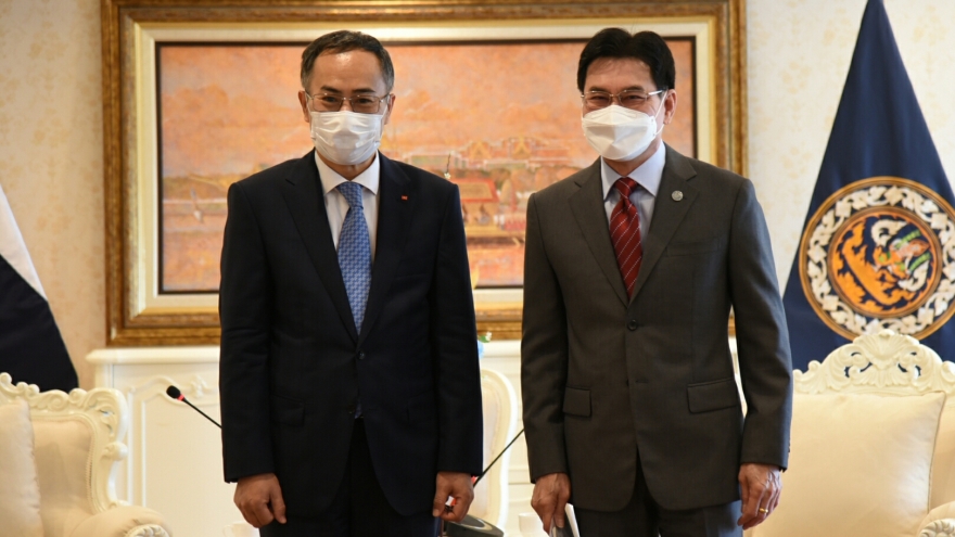 Kim ngạch thương mại Việt Nam Thái Lan tăng 20%