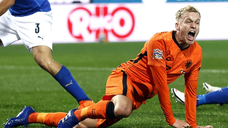 Van De Beek bỏ lỡ EURO 2021 vì chấn thương