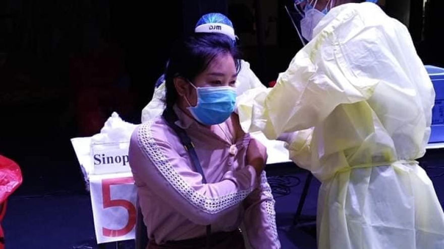 Lào đặt mục tiêu tiêm vaccine cho 50% dân số trong năm 2021