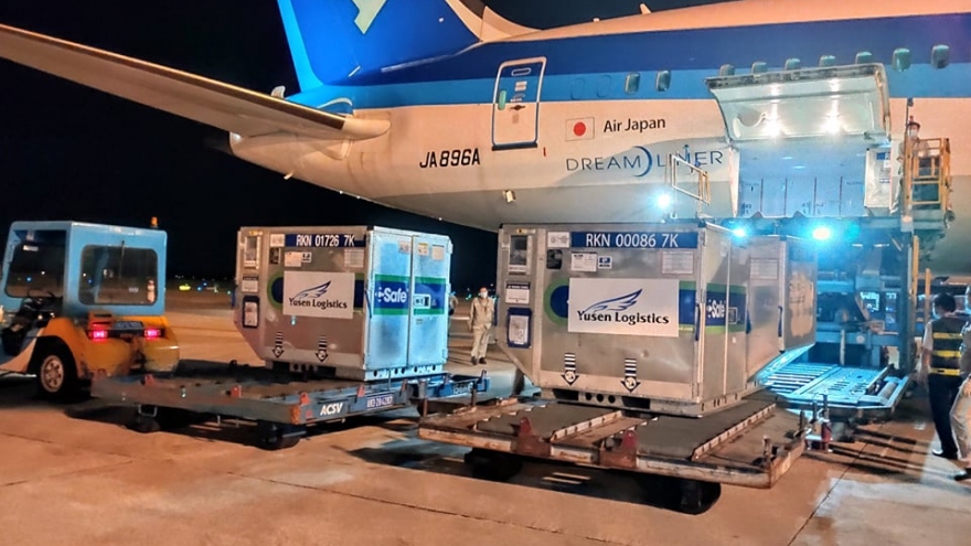 Nhật Bản viện trợ bổ sung vaccine COVID-19 cho Việt Nam