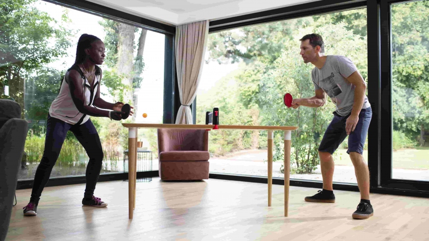 Cùng gia đình rèn luyện sức khỏe với các bộ môn thể thao trong nhà