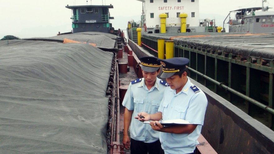 Trong mấy tháng người Việt sao ăn được nửa tỷ đô hạt điều?