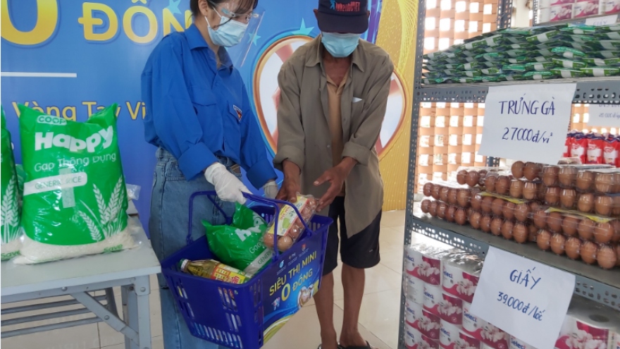 Siêu thị mini 0 đồng giúp người nghèo Đà Nẵng ảnh hưởng dịch Covid-19
