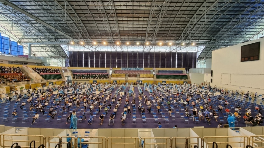 Petrovietnam với “chiến dịch” tiêm vaccine và “mục tiêu kép”