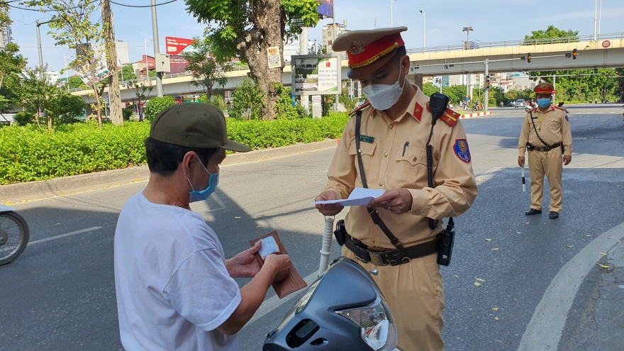 Hà Nội xử phạt 145 trường hợp vi phạm phòng, chống dịch trong 1 ngày