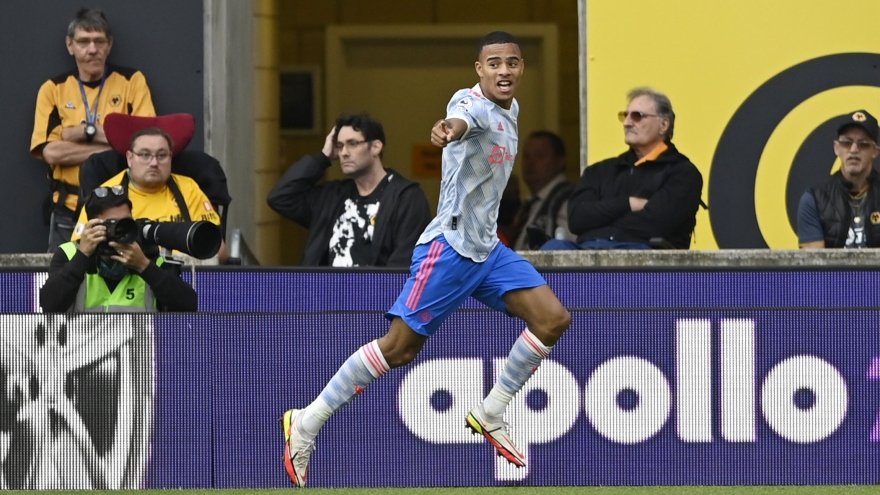 Greenwood đi vào lịch sử, MU thắng "đau tim" trong trận đấu kỷ niệm của HLV Solskjaer