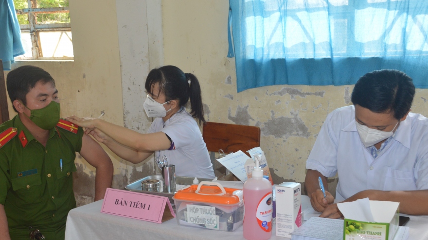 Sóc Trăng gửi “tâm thư” kêu gọi thầy thuốc về hưu tham gia phòng, chống Covid-19