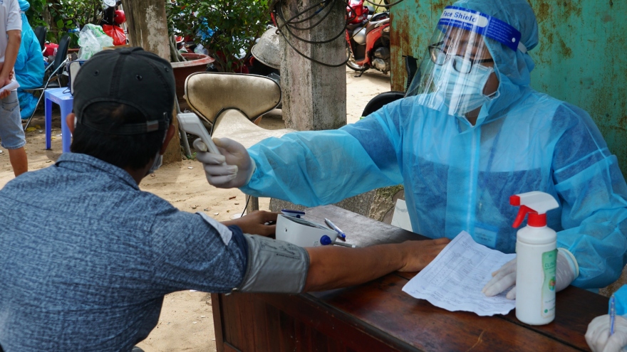 TP.HCM đề xuất được cấp vaccine phòng COVID-19 liên tục