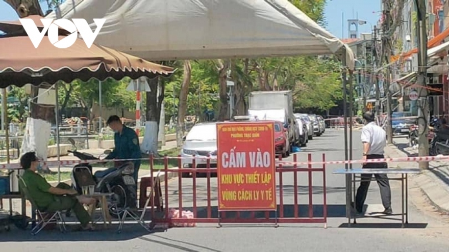 Số F0 trong ngày tại Đà Nẵng lần đầu tiên tăng lên 3 con số