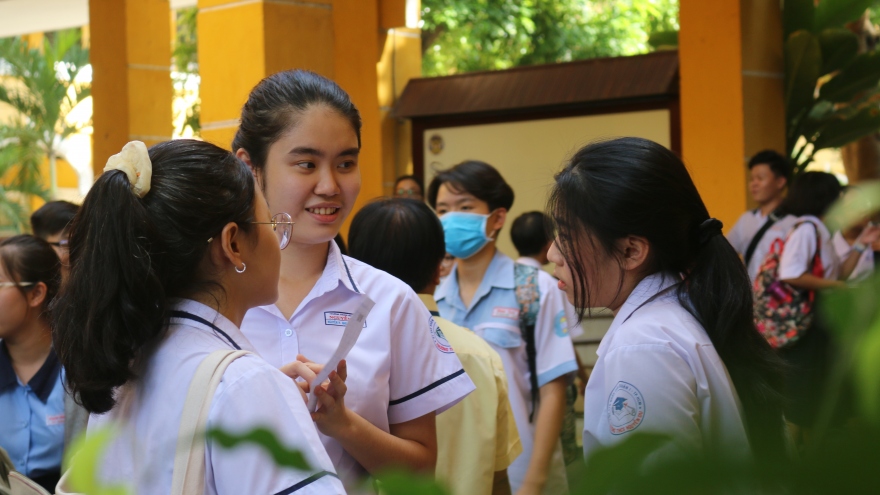 Phú Yên chuẩn bị năm học mới an toàn, TP. HCM đề xuất giãn thu, miễn học phí học kỳ 1