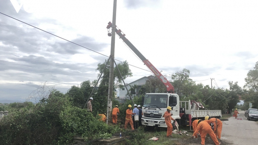 Tiêu thụ điện miền Bắc tăng cao, nguy cơ sự cố lưới điện