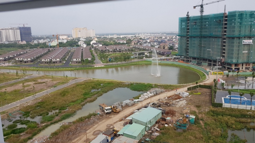 Doanh nghiệp bất động sản kiệt sức, mong được hỗ trợ khi mở cửa lại nền kinh tế