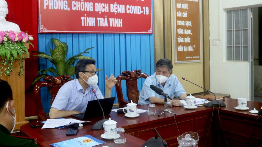 Phó Thủ tướng Vũ Đức Đam kiểm tra công tác phòng, chống dịch tại Trà Vinh