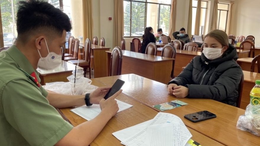 Lâm Đồng khởi tố một phụ nữ lừa đảo bán rau, củ, quả trên mạng xã hội