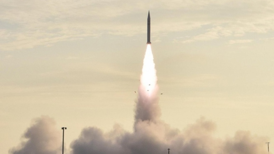 Trung Quốc phủ nhận thử tên lửa siêu thanh