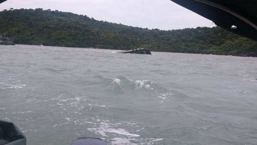 Chìm tàu chở dầu, 1 người tử vong