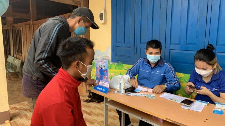 Chương trình “sóng và máy tính cho em” mang niềm vui đến vùng sâu Đắk Lắk