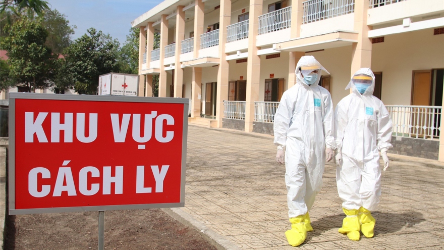 Trốn cách ly, không khai báo y tế, 2 người bị phạt hơn 17 triệu đồng