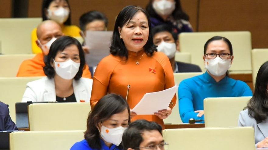 Các ĐBQH ấn tượng với phần trả lời chất vấn của Bộ trưởng Giáo dục và Đào tạo