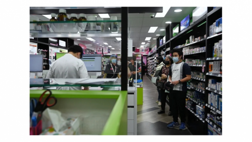 Australia bắt đầu tiêm mũi vaccine ngừa Covid-19 tăng cường cho người dân