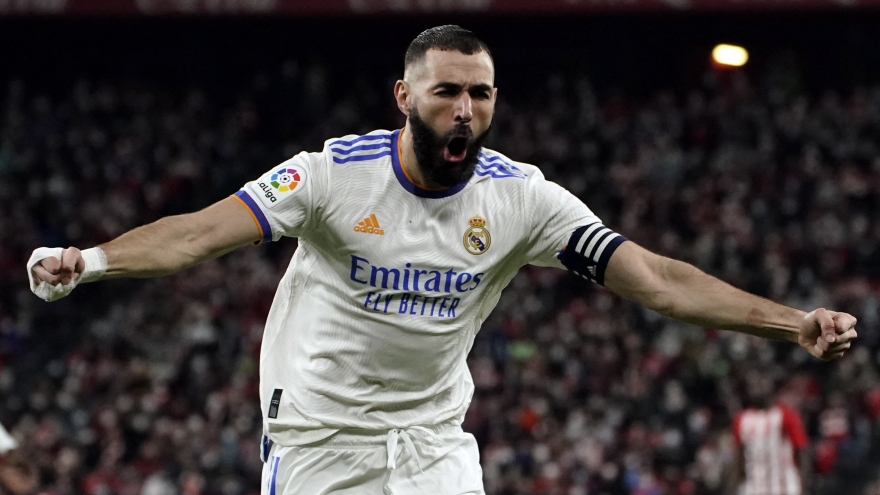 Benzema ghi siêu phẩm, Real Madrid hạ gục Bilbao để vô địch lượt đi La Liga