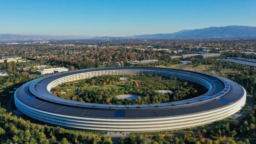 Apple tặng nhân viên 1.000 USD để làm việc tại nhà