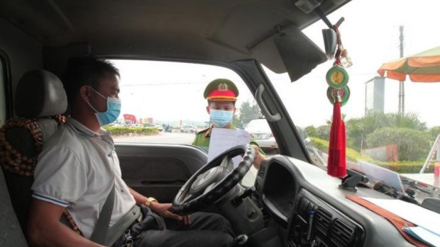 Nhiều tỉnh miền Bắc yêu cầu người dân hạn chế ra khỏi địa bàn dịp Tết