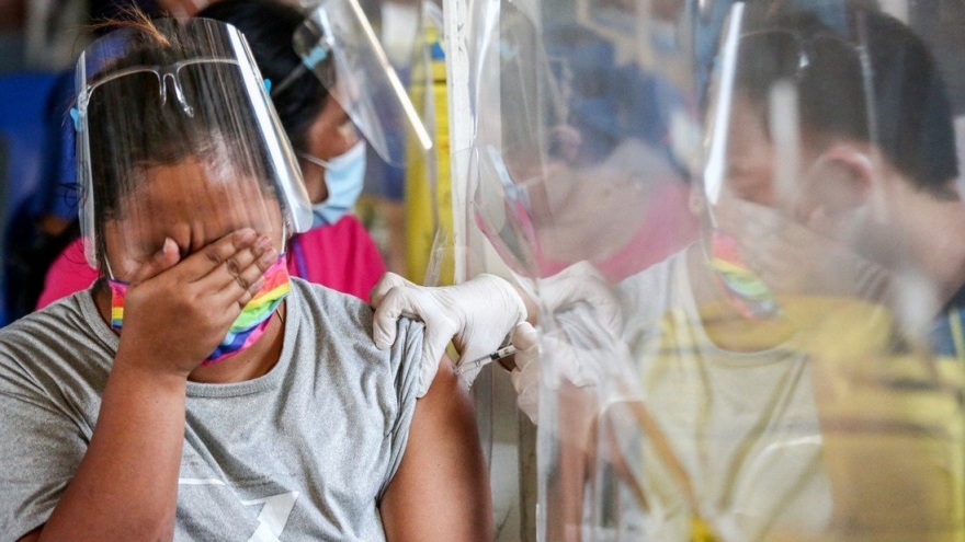 Châu Á thay đổi kế hoạch đối phó dịch Covid-19 vì biến thể Omicron