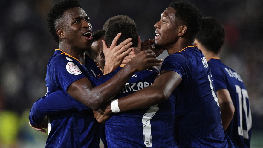 Eden Hazard ghi bàn, Real Madrid ngược dòng kịch tính trước Elche