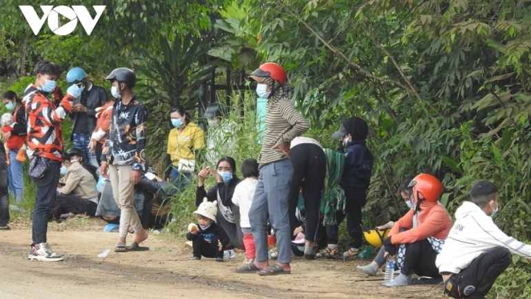 Thị trường lao động 2022: Làm gì để doanh nghiệp "sống", người lao động có việc làm?