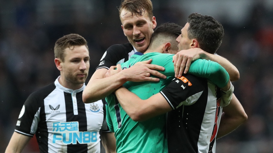 Newcastle thắng trận thứ 3 liên tiếp, cửa trụ hạng rộng mở