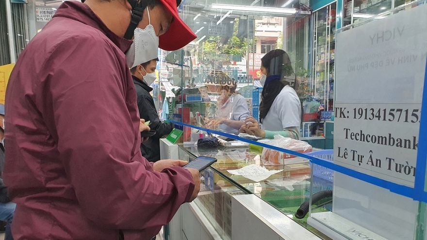 Lại "loạn" giá kit xét nghiệm Covid-19