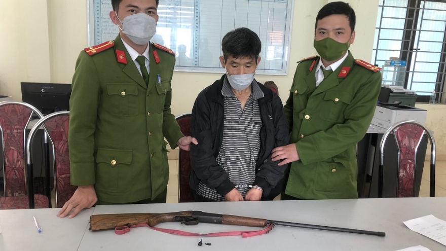 Sơn La bắt giữ đối tượng tàng trữ chất ma túy, thu giữ 1 khẩu súng tự chế