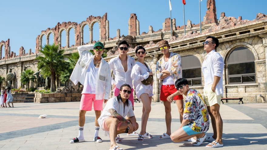 “Nhường sân” drama cho Hà Anh và Hương Giang, Xuân Lan đưa học trò đi thử thách riêng