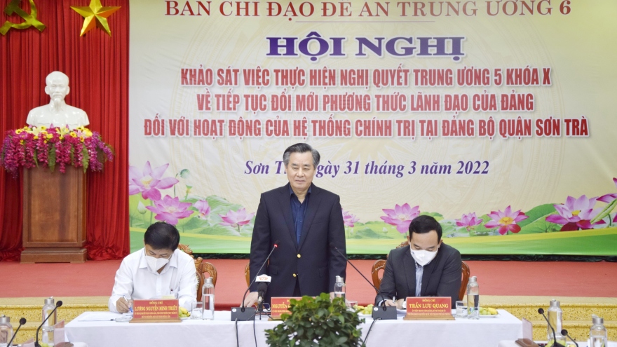Tránh làm thay hoặc buông lỏng lãnh đạo